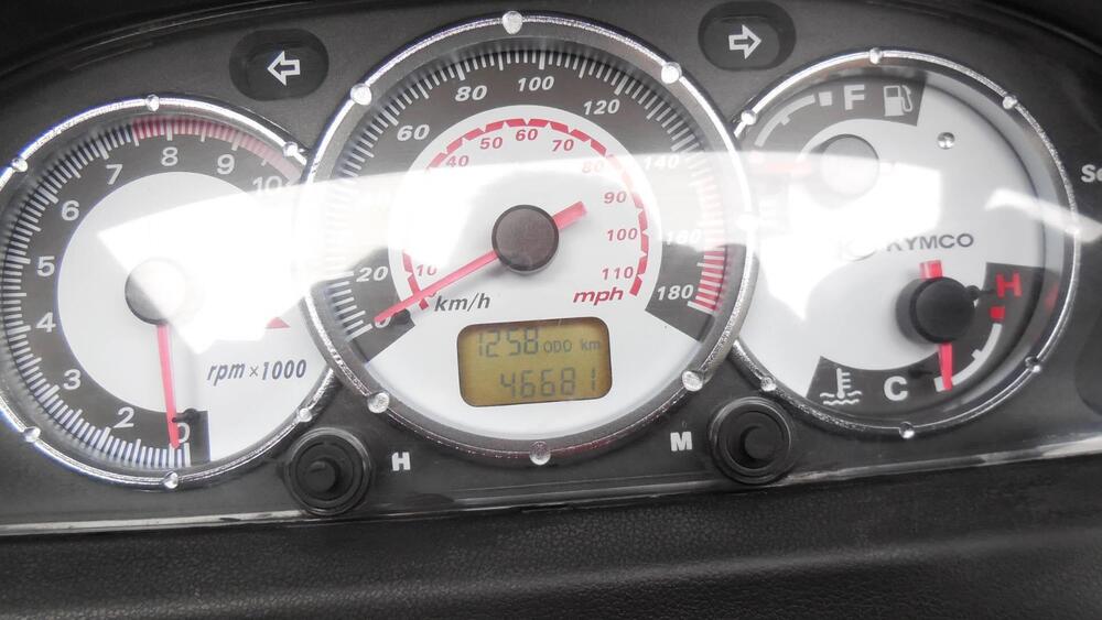 Kymco Xciting 300i R (2007 - 14) (4)