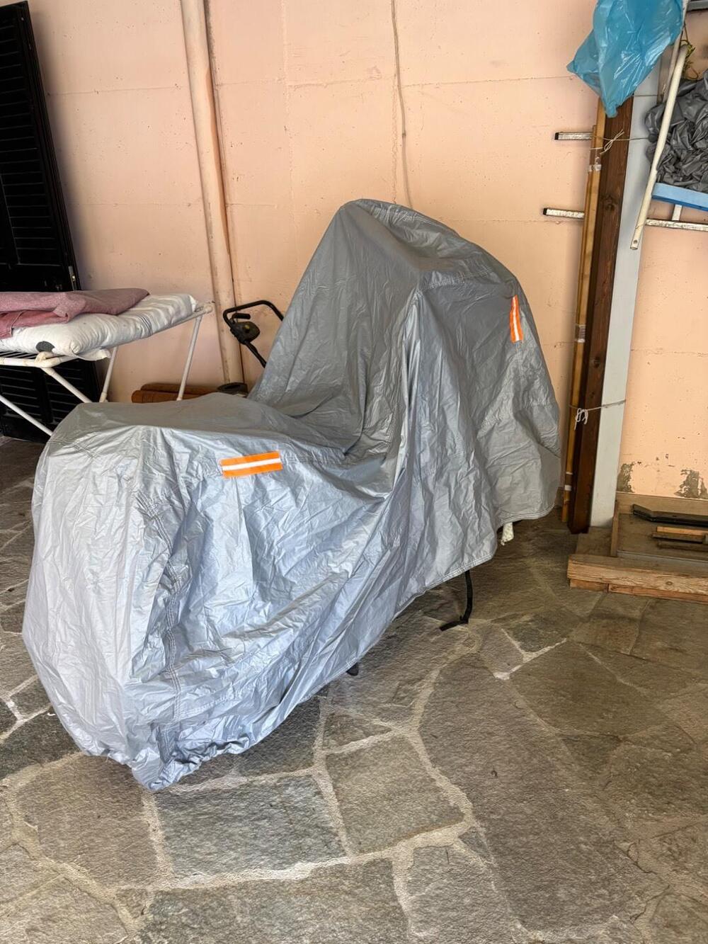 Yamaha X-Max 400 Tech Max (2020) (10)