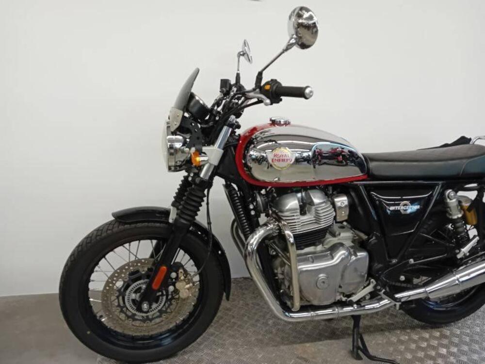 Royal Enfield Interceptor 650 (2021 - 26) (4)