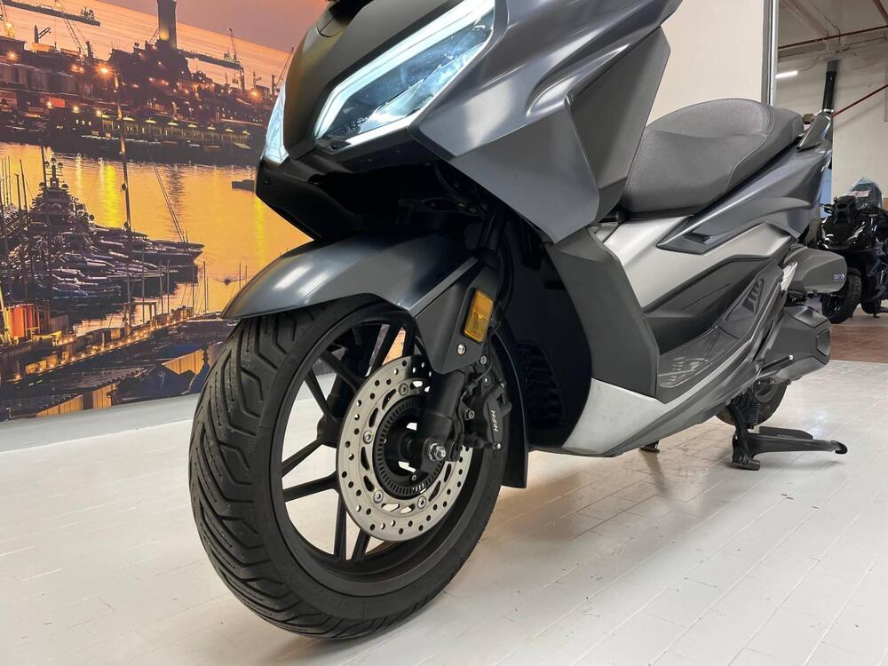 Honda Forza 350 (2022 - 24) (10)