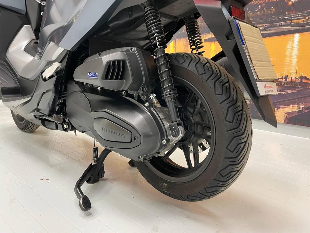 Honda Forza 350 (2022 - 24) (12)