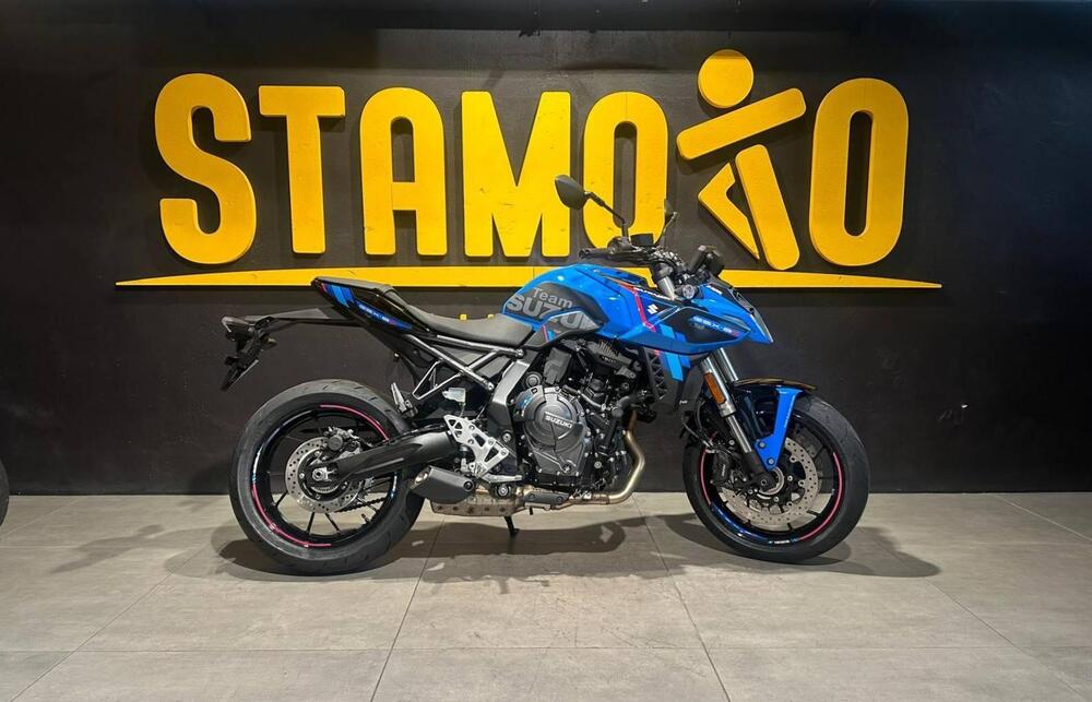 Suzuki GSX-8S (2025 - 26)
