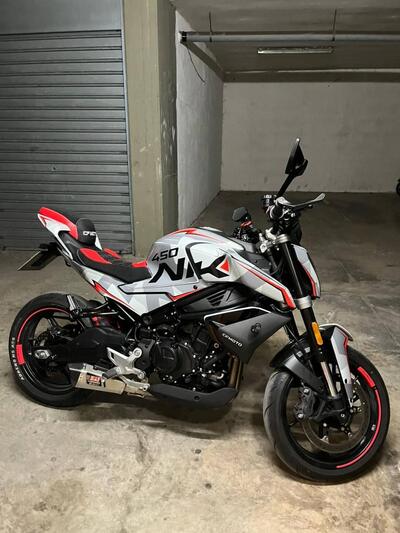 CFMOTO 450NK (2023 - 26) usata