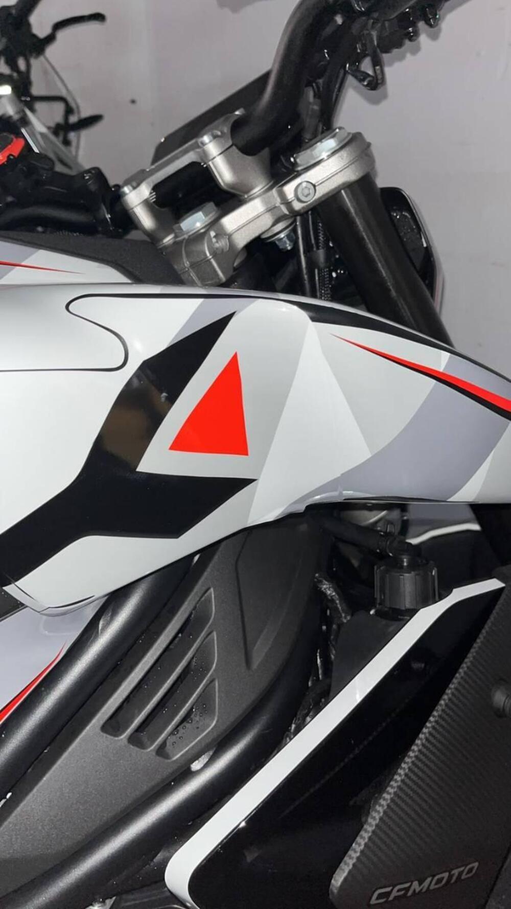 CFMOTO 450NK (2023 - 26) (4)