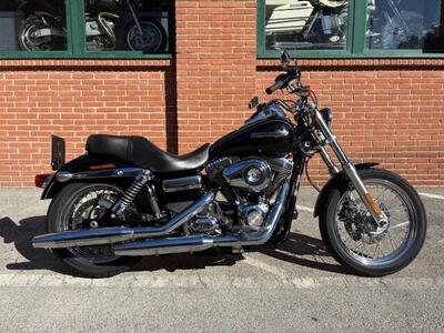 Harley-Davidson 1584 Super Glide Custom (2008 - 13) - FXDC usata