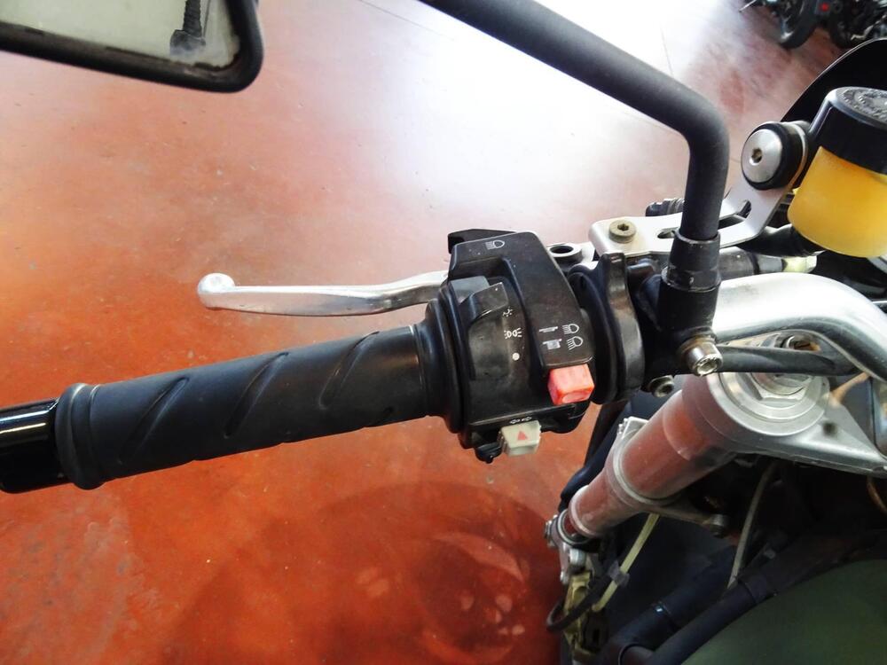 Ducati Monster 900 (1997 - 98) (14)