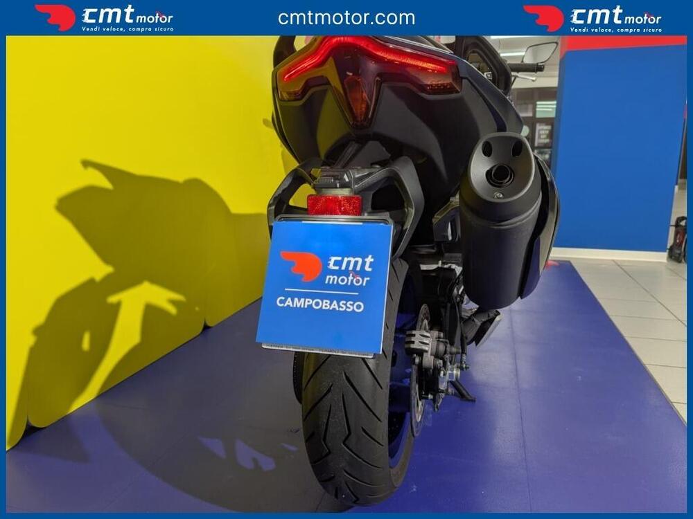 Yamaha T-Max 560 (2022 - 24) (7)