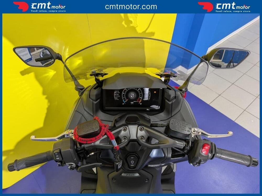 Yamaha T-Max 560 (2022 - 24) (9)
