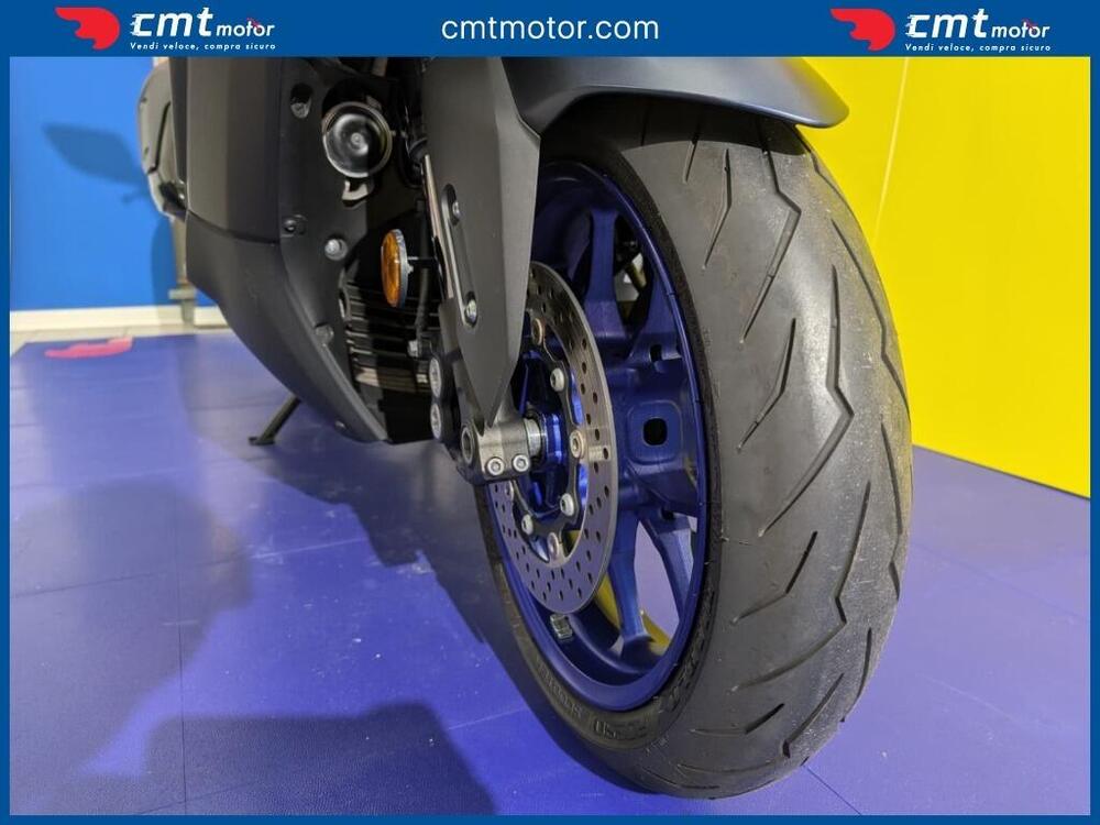 Yamaha T-Max 560 (2022 - 24) (10)