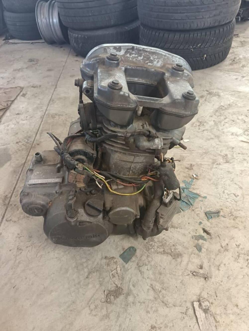 MOTORE KLR 600 Kawasaki (3)