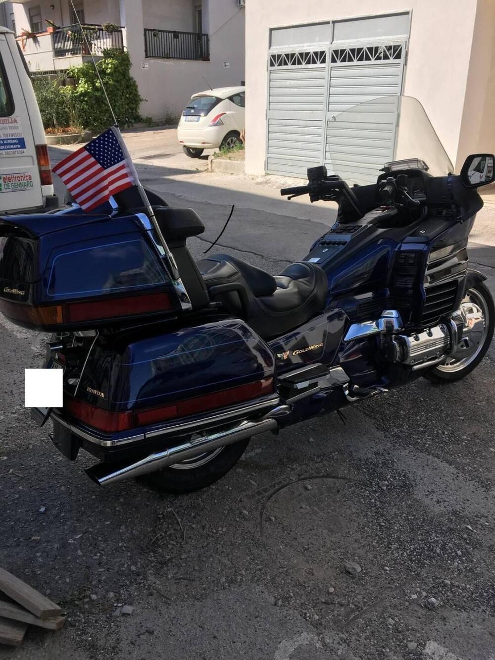 Honda GOLDWING  1500 GL (2)