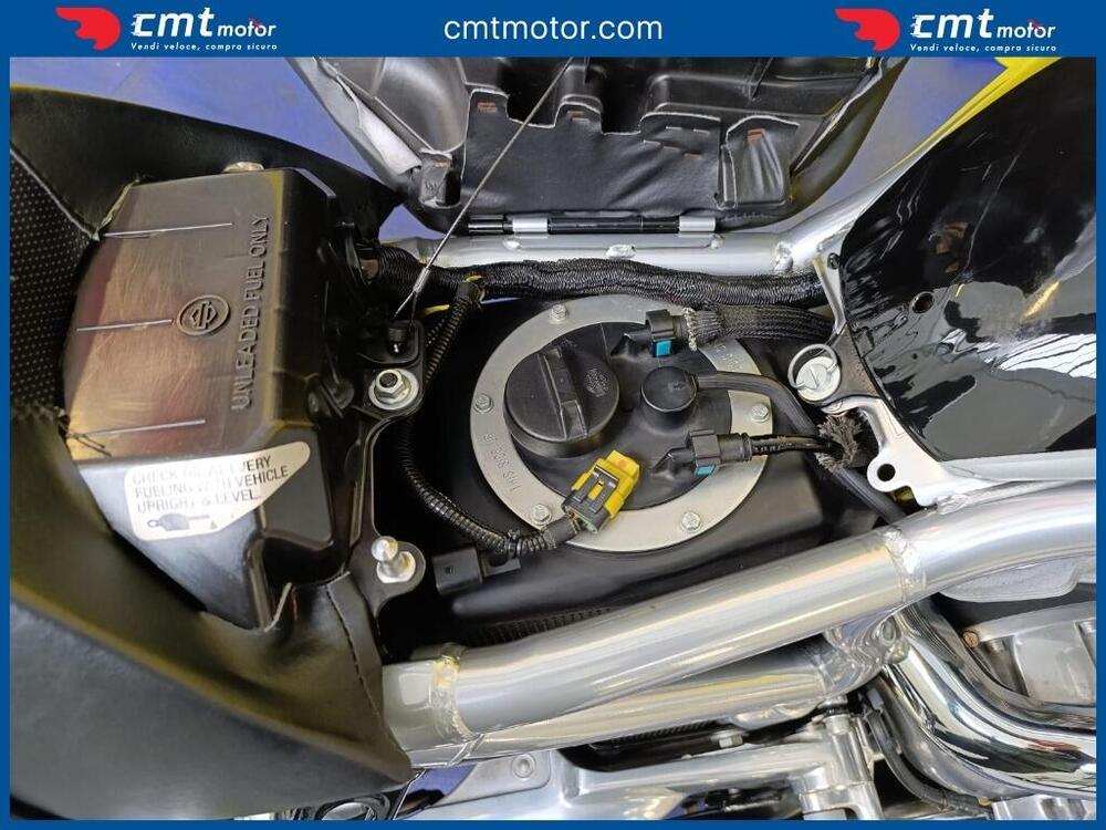 Harley-Davidson 1130 V-Rod (2002 - 05) - VRSCA (12)