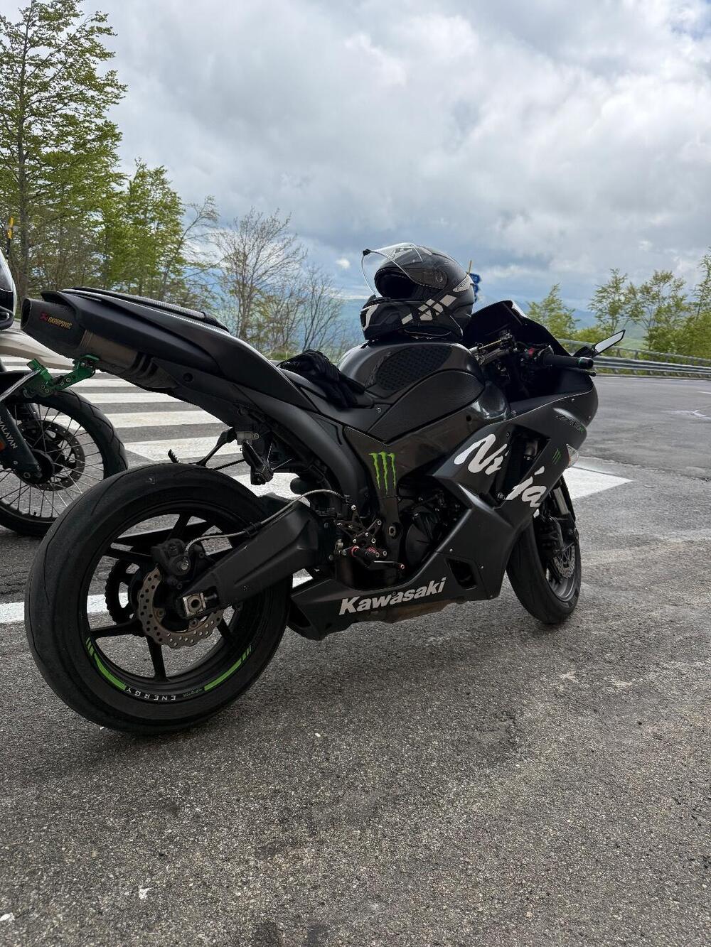 Kawasaki Ninja 600 ZX-6R (2007 - 08) (2)