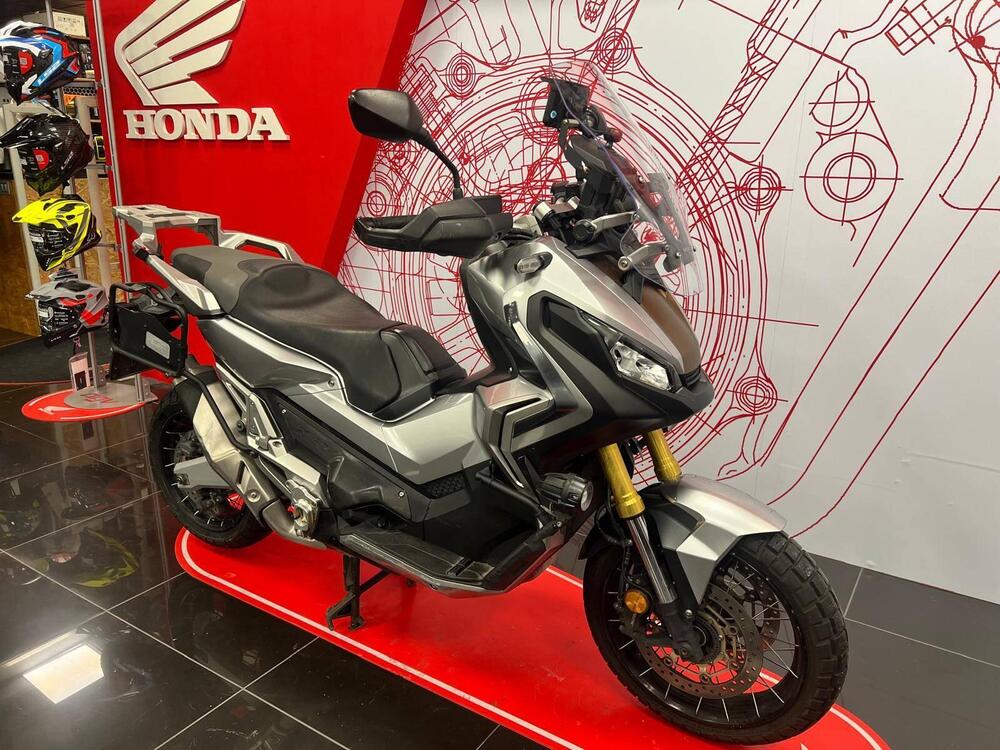 Honda X-ADV 750 (2017) (3)