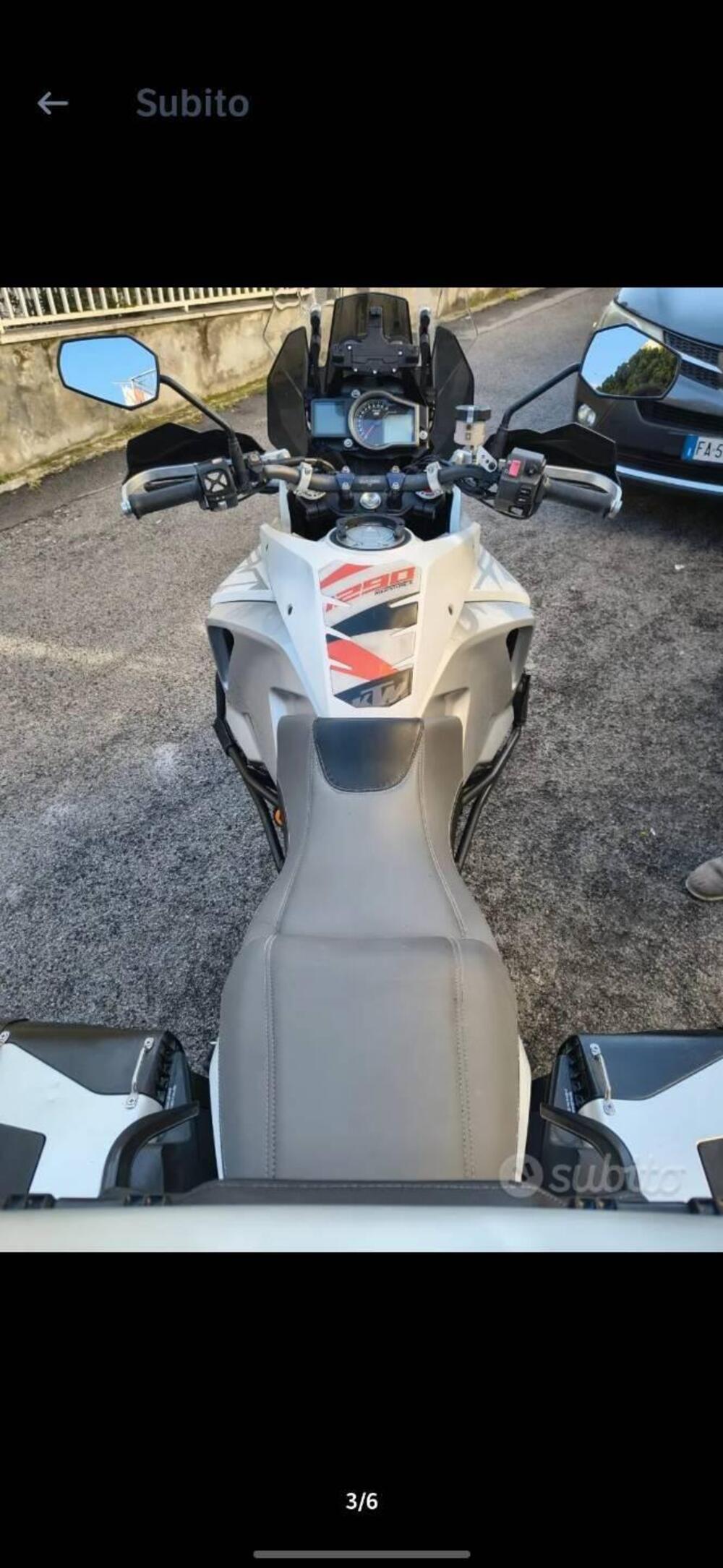 KTM 1290 Super Adventure T (2017) (3)