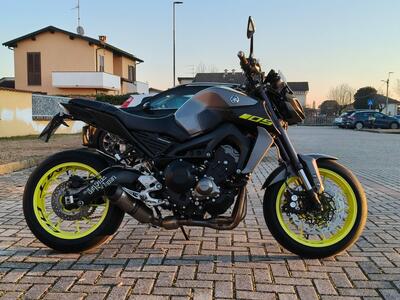 Yamaha MT-09 (2017 - 20) usata