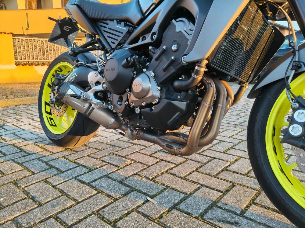 Yamaha MT-09 (2017 - 20) (4)