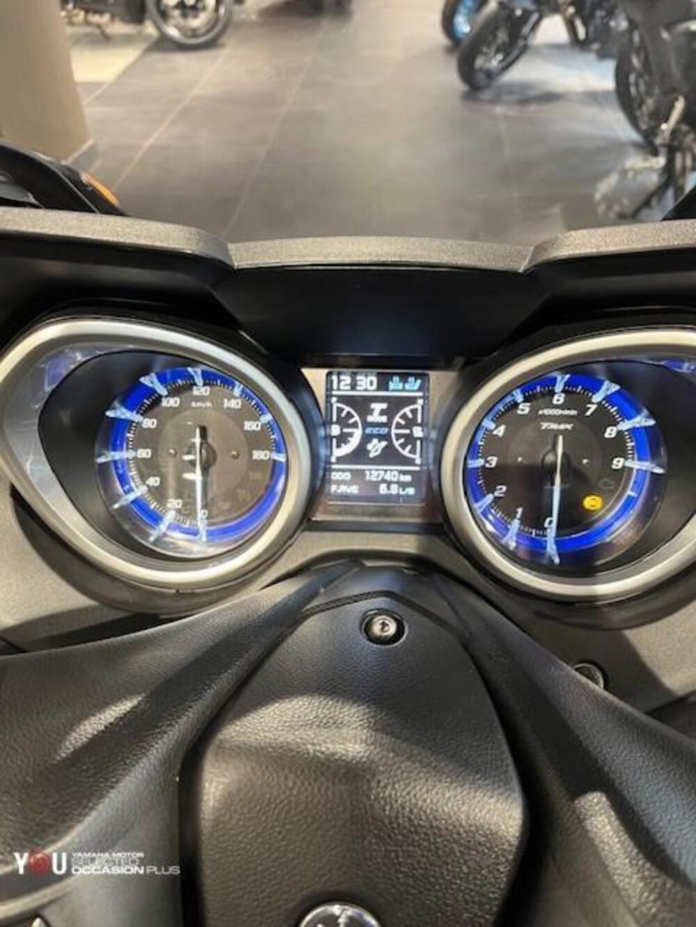 Yamaha T-Max 530 DX (2017 - 19) (2)