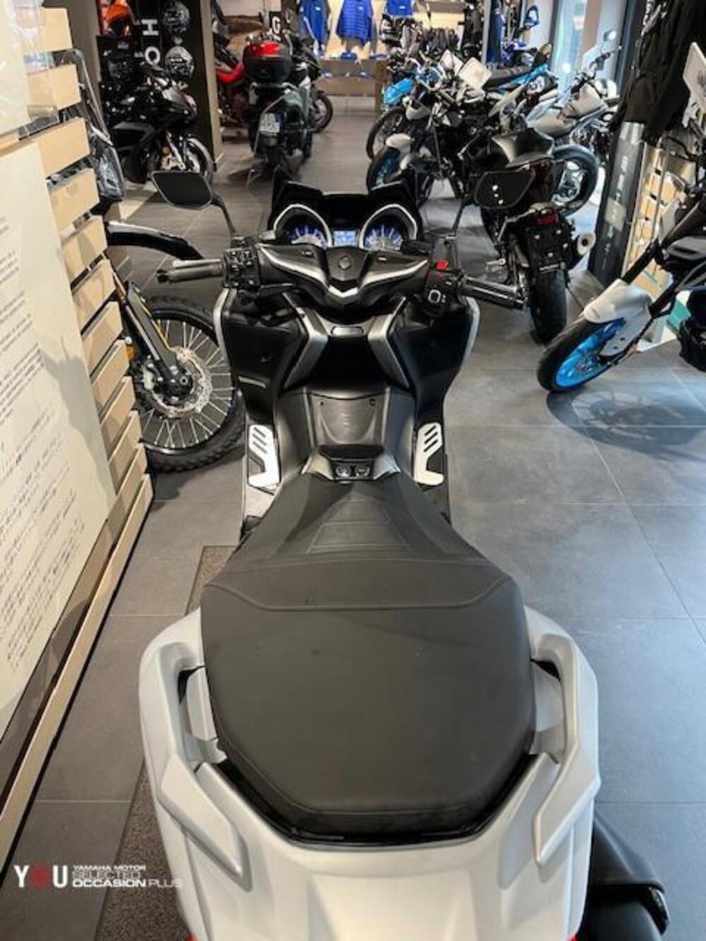 Yamaha T-Max 530 DX (2017 - 19) (3)