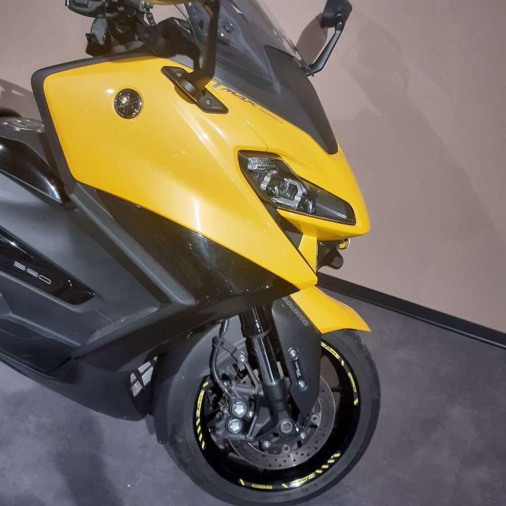 Yamaha T-Max 560 (2022 - 24) (4)