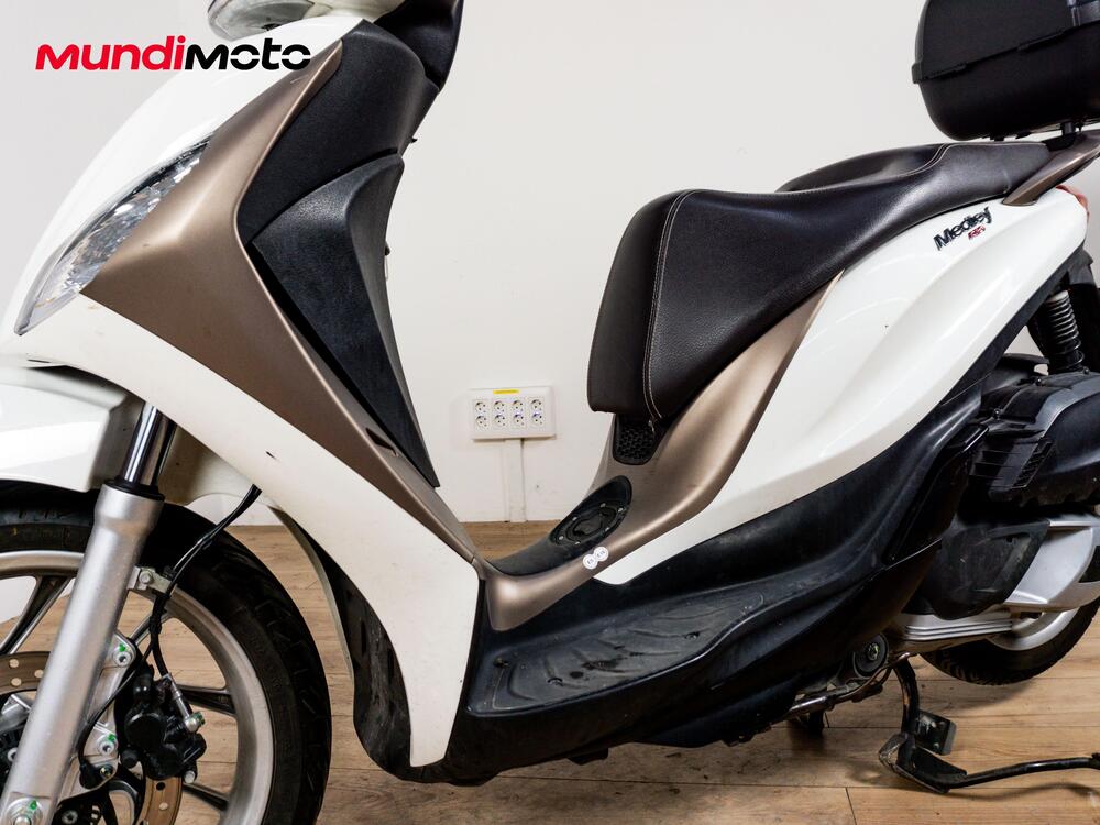 Piaggio Liberty 125 S i-get ABS (2016) (9)