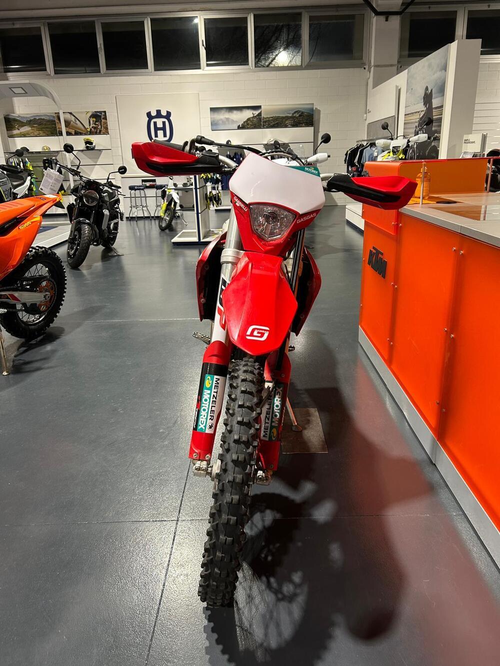 GASGAS EC 250 F (2023) (3)