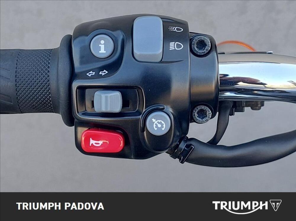 Triumph Bonneville T120 (2021 - 25) (12)