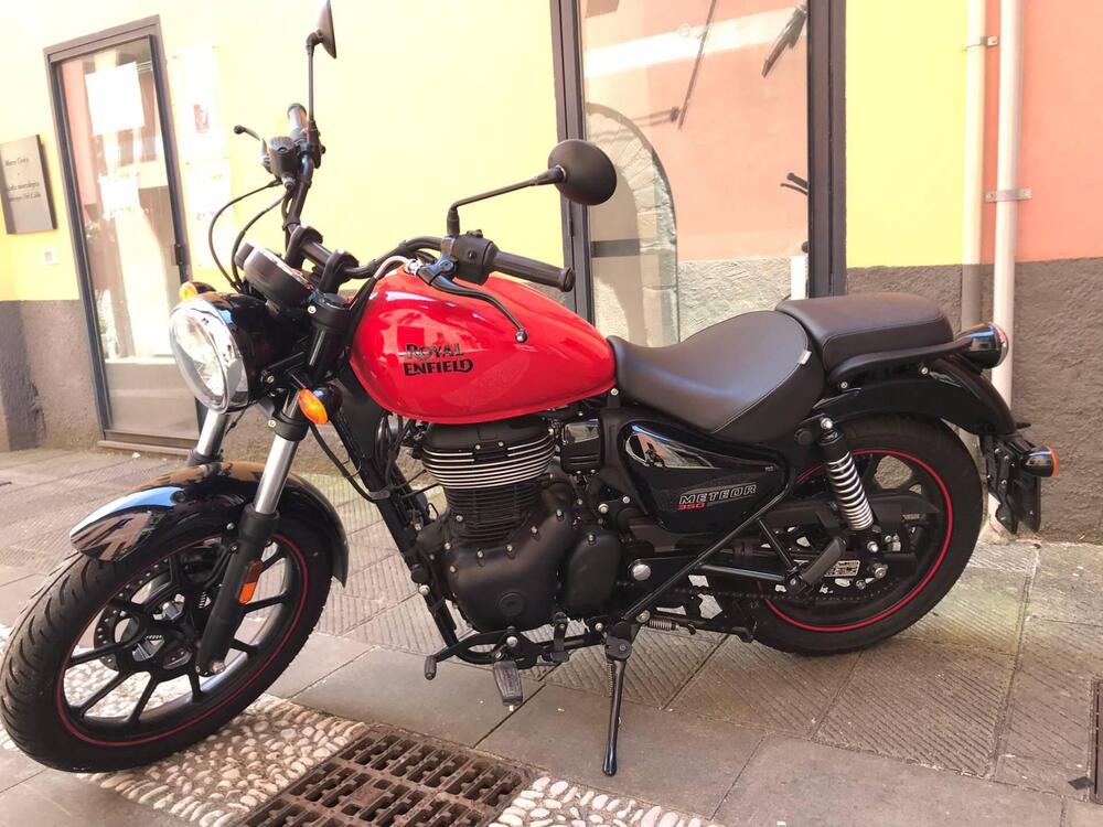 Royal Enfield Meteor 350 (2021 - 26) (4)