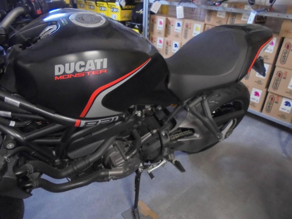 Ducati Monster 821 (2018 - 20) (4)