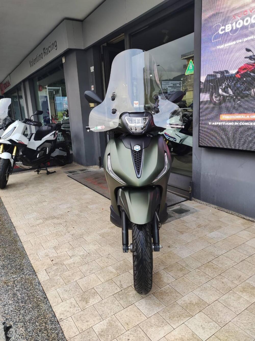 Piaggio Beverly 400 S ABS-ASR (2021 - 24) (3)