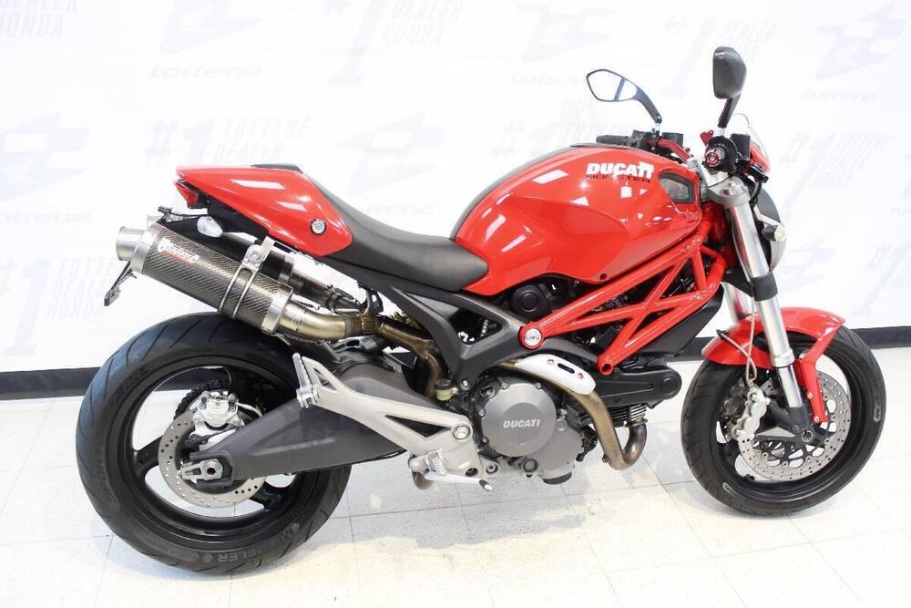 Ducati Monster 696 Plus (2007 - 14) (2)