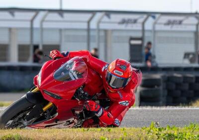 MotoGP 2026. Marc Márquez è tornato in pista con la Panigale V2