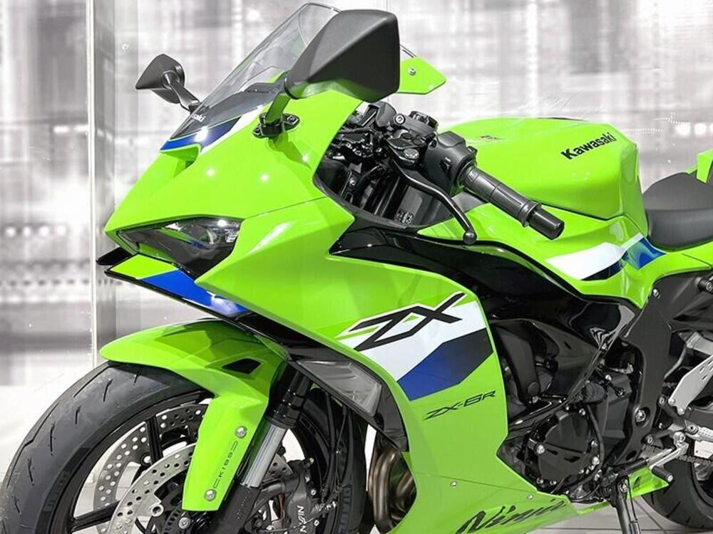 Kawasaki Ninja 125 (2025 - 26) (4)