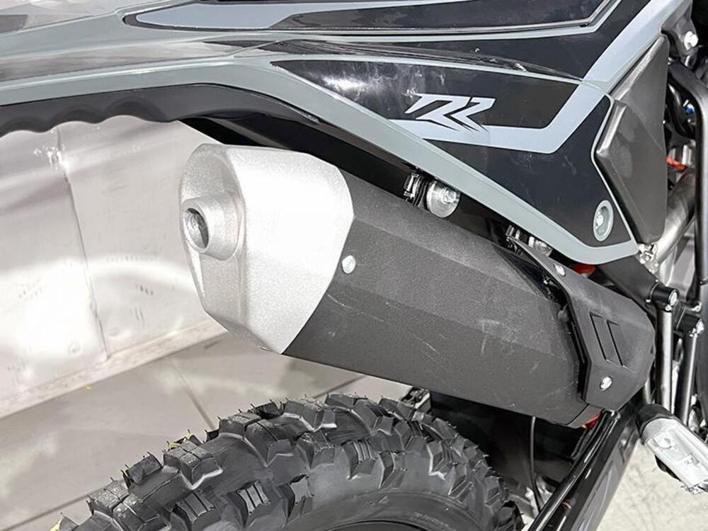 Betamotor RR 125 4T Enduro R (2024 - 26) (3)