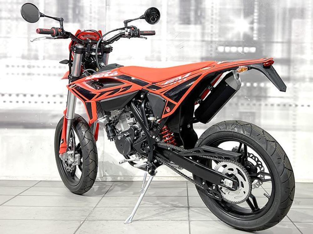 Betamotor RR 125 4T Enduro R (2024 - 26) (2)