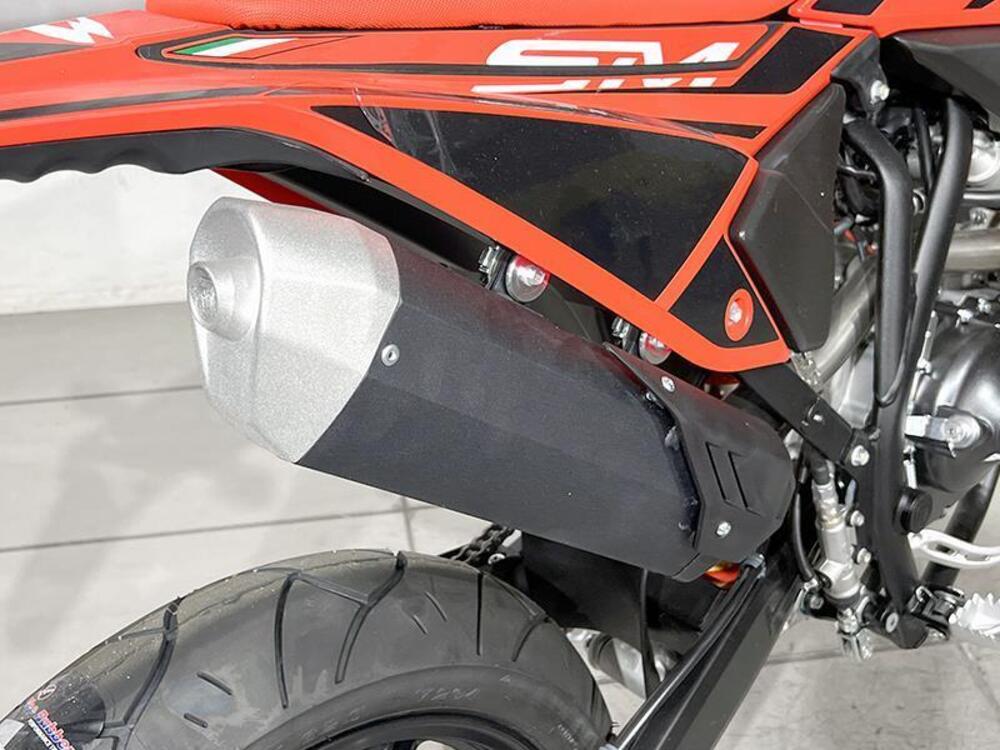 Betamotor RR 125 4T Enduro R (2024 - 26) (3)