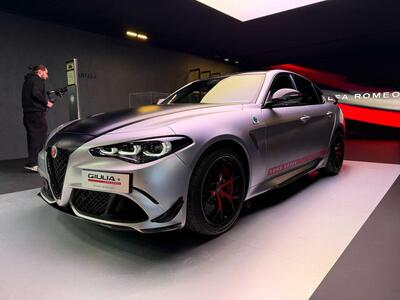 Alfa Romeo Giulia Quadrifoglio Luna Rossa: dieci capolavori che uniscono vela e automobilismo [VIDEO]