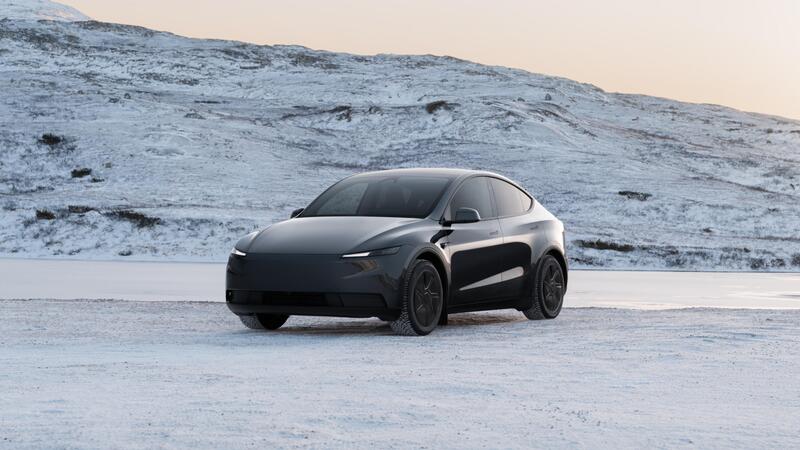 Tesla aggiorna la gamma: debutta la Model Y Standard Long Range a trazione posteriore con 657 km di autonomia