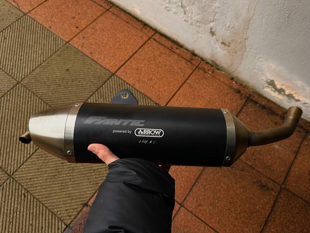 Fantic Motor Motard 125 Competition 4t (2020) (10)