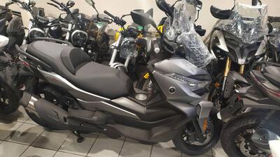 Voge Sfida SR4 MAX (2024 - 26) nuova