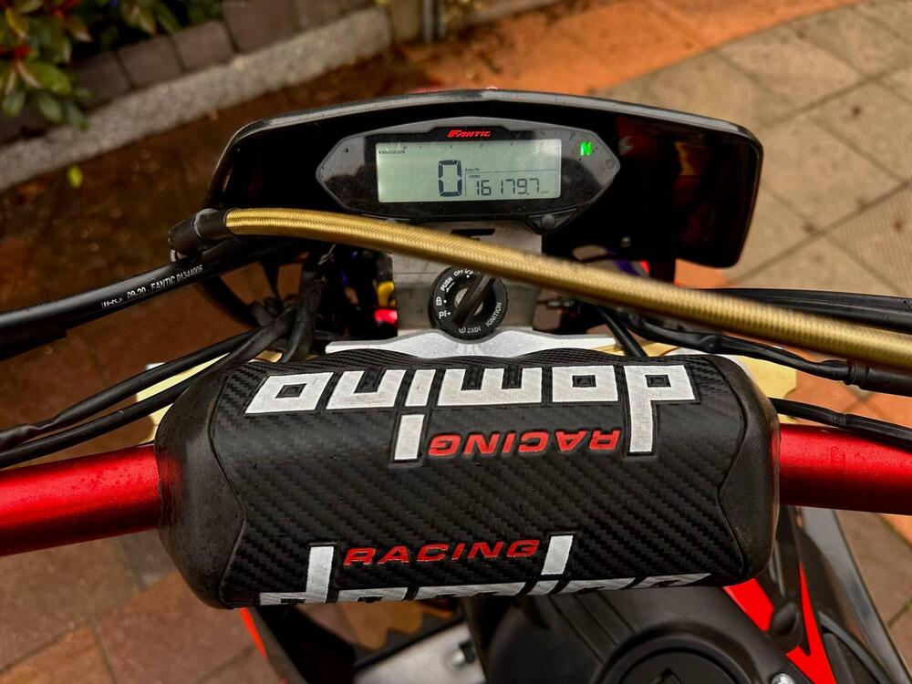 Fantic Motor Motard 125 Competition 4t (2020) (7)