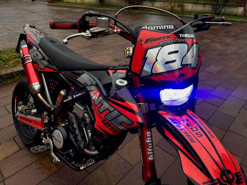 Fantic Motor Motard 125 Competition 4t (2020) (3)