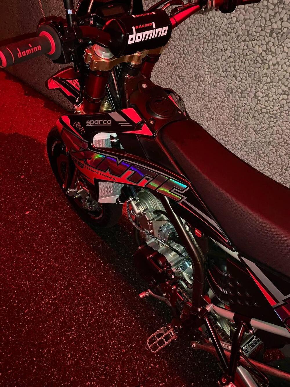 Fantic Motor Motard 125 Competition 4t (2020) (2)