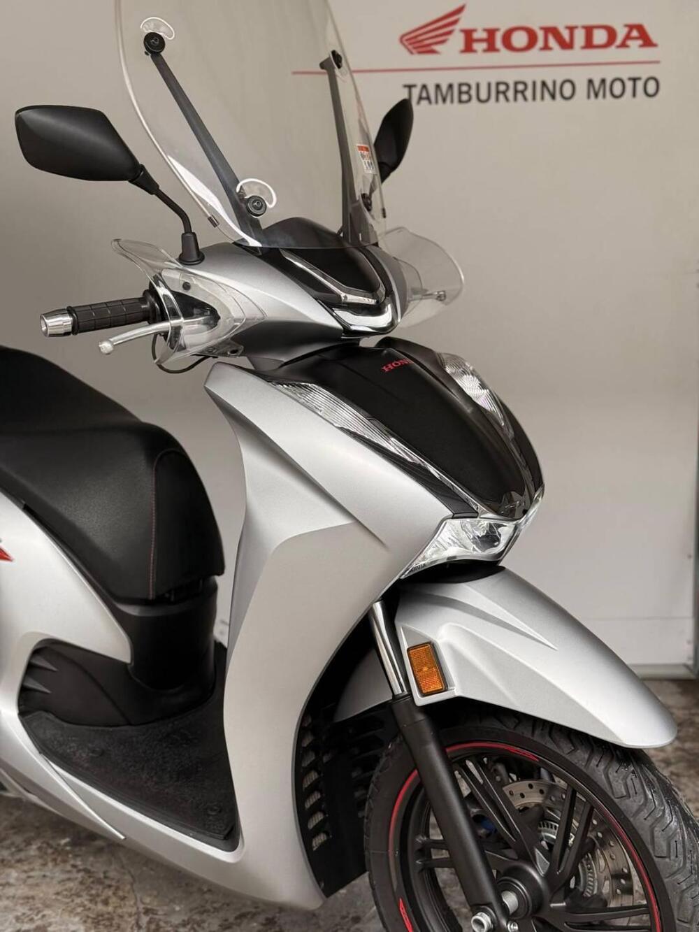 Honda SH 350 Sport (2021 - 24) (2)