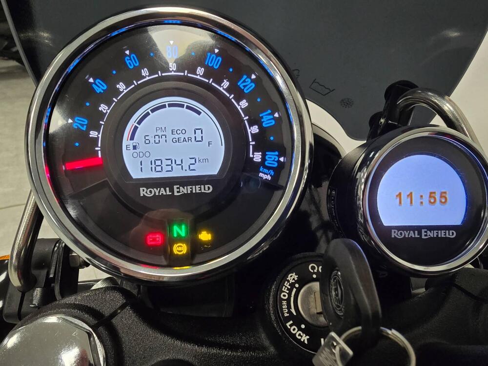 Royal Enfield Meteor 350 (2021 - 26) (5)