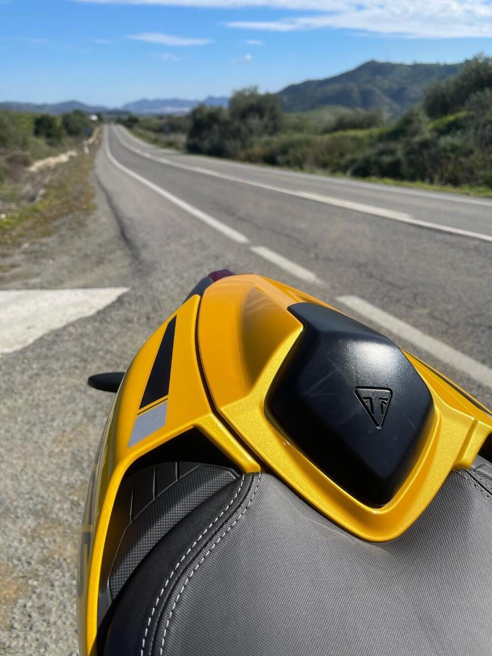 Triumph Street Triple 765 RS (2023 - 26) (6)