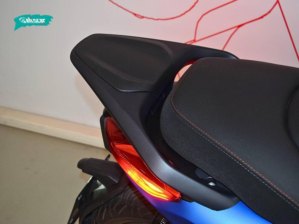 Piaggio Beverly 400 S (2025 - 26) (11)