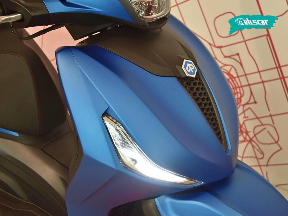 Piaggio Beverly 400 S (2025 - 26) (10)