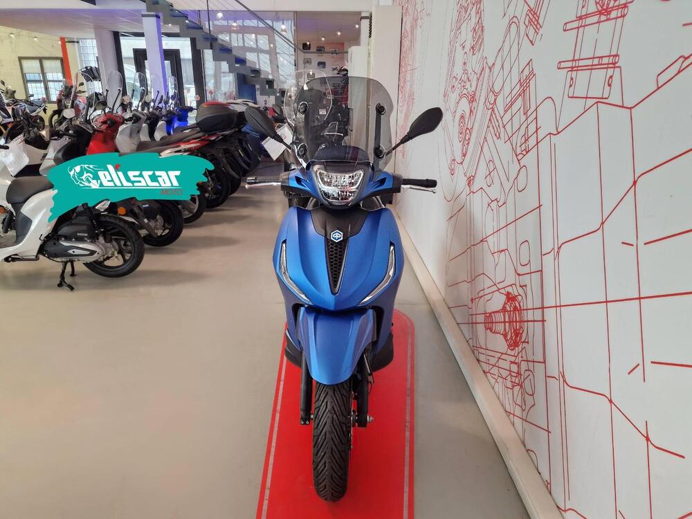 Piaggio Beverly 400 S (2025 - 26) (3)