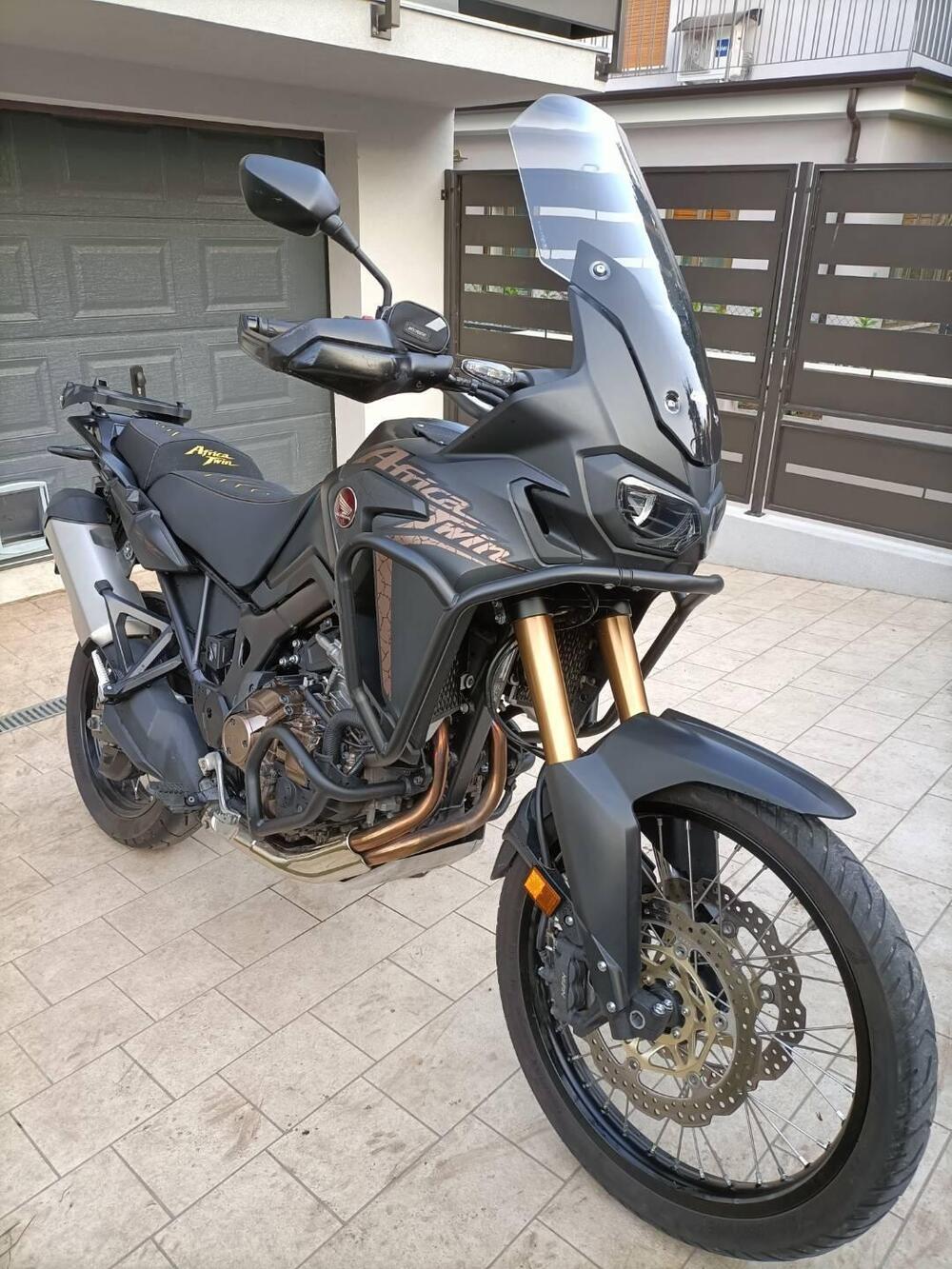 Honda Africa Twin CRF 1000L DCT (2018 - 19) (2)
